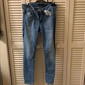Lucky Brand Jeans (size 6)